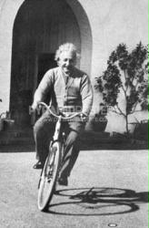 Albert Einstein poster: Bike (24'' X 36'')