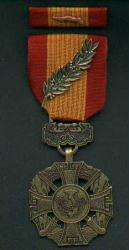 Viet Nam Cross of Gallantry Medal with Ribbon Bar with palm devices