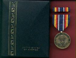 New War on Terror medal cased set with ribbon bar and lapel pin